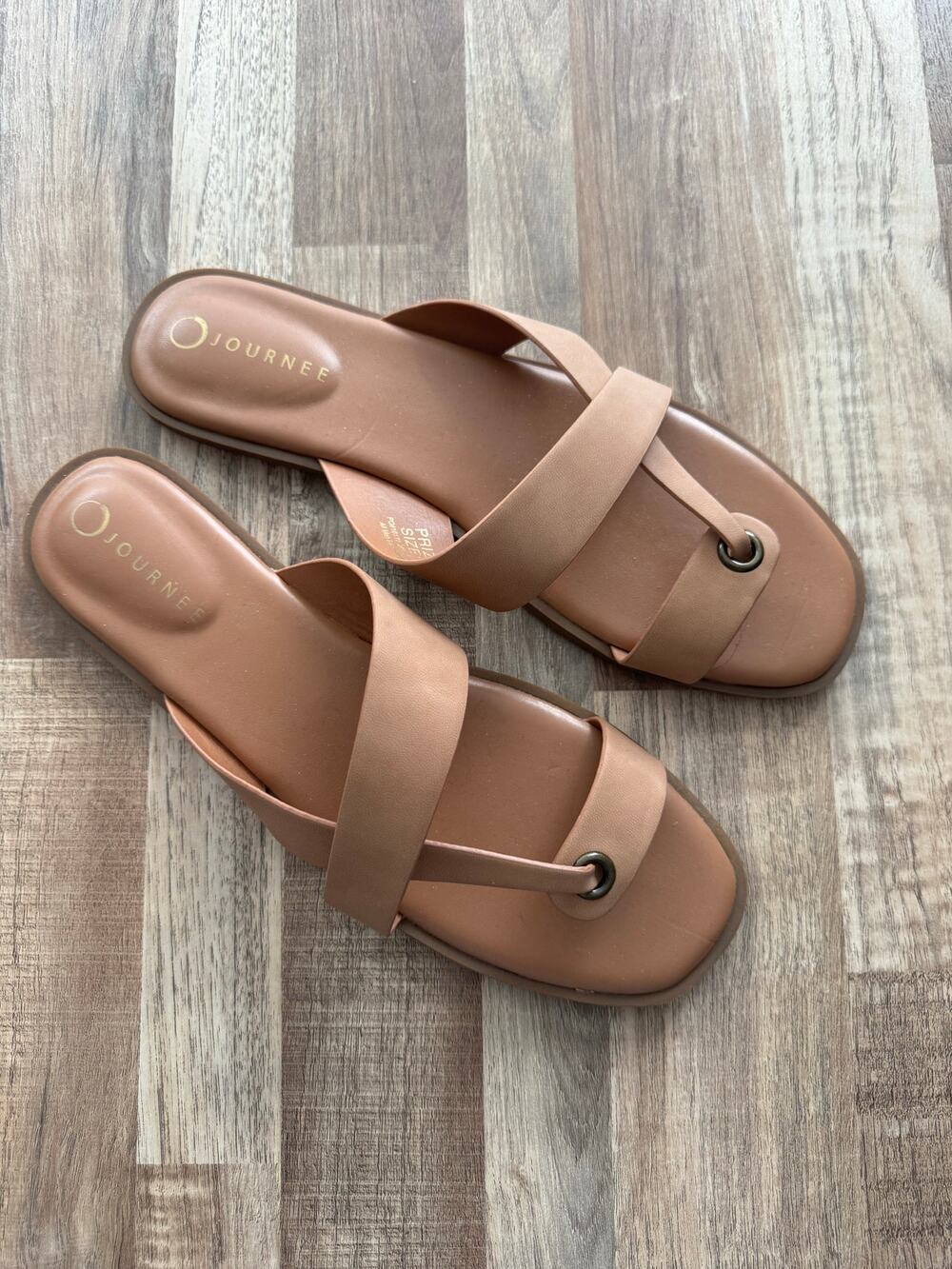 KATIENYC Journee Collection Prizzie Sandal In Brown size 12